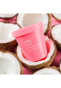 Sand&Sky AUSTRALIAN PINK CLAY - SMOOTHING BODY SAND - Kroppsexfoliering