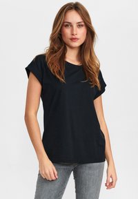 Nümph - NUBEVERLY NOOS - T-shirt basic - caviar Miniatuurafbeelding 1