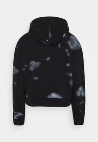 Felpa nera con maniche a cappuccio caratterizzata da un motivo tie-dye in tonalità grigie, realizzata in tessuto morbido, dotata di tasca frontale e cappuccio con coulisse.