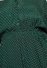 Tommy Hilfiger Curve Robe de jour - green