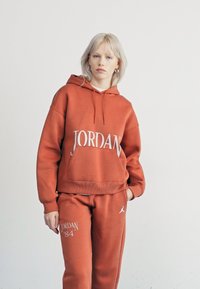 Jordan Sudadera - dusty peach/legend sand