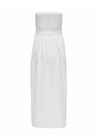 Vestido blanco sin tirantes hecho de una tela texturizada, con un cuerpo fruncido y una falda suelta y fluida. Diseño de largo midi.
