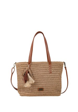 Bolsa de mano de paja tejida con correas de cuero marrón y un adorno de borla decorativa. Presenta una forma estructurada y un acabado texturizado.