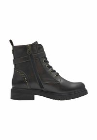Bottes noires en cuir synthétique jusqu'à la cheville avec zip sur le côté, devant à lacets, semelle plate en caoutchouc, détails cloutés sur le talon et accessoires en métal.