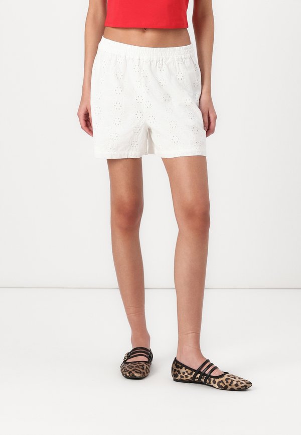 ONLKELLY  - Shorts - cloud dancer