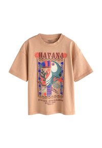 Nem kiválasztott, tan brown washed