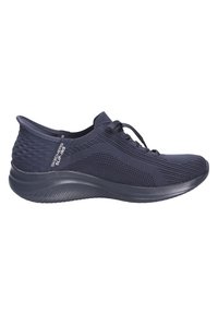 Zapatillas deportivas azul marino con parte superior de malla transpirable, puntera redonda, paneles laterales texturizados y suela acolchada. Presenta cierre con cordones.