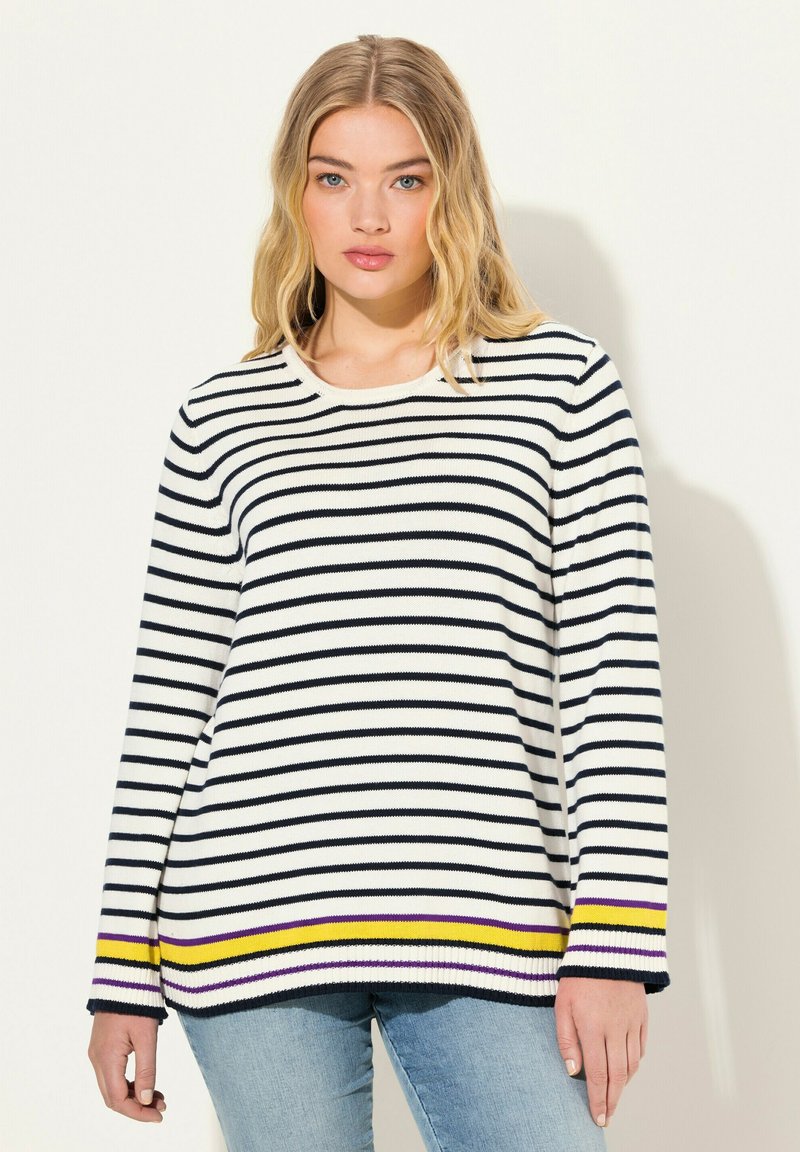 Maglione a righe in crema e blu, con orlo a costine e dettagli gialli e viola. Vestibilità ampia con maniche lunghe.