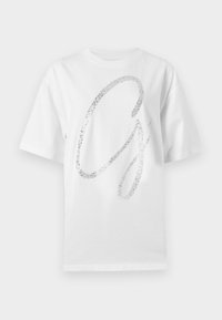 Επιλέχθηκε, pure white