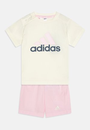 adidas Performance UNISEX SET - T-Shirt print - ivory/clear pink