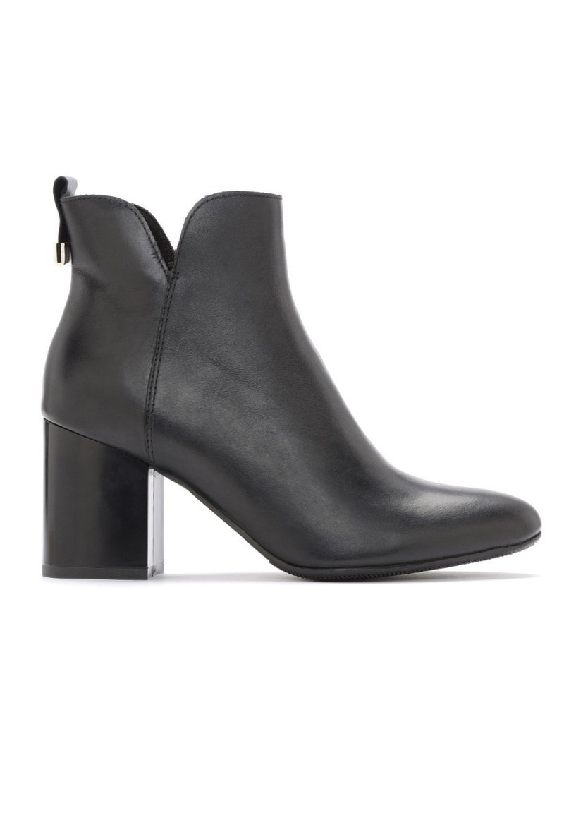 RYŁKO Ankle boot