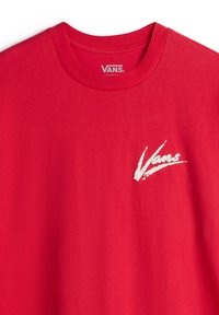 Vans BRUSH SCRIPT LOOSE FIT - Triko s potiskem - racing red marshmallow