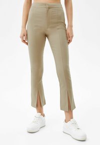 Bershka Tygbyxor - sand