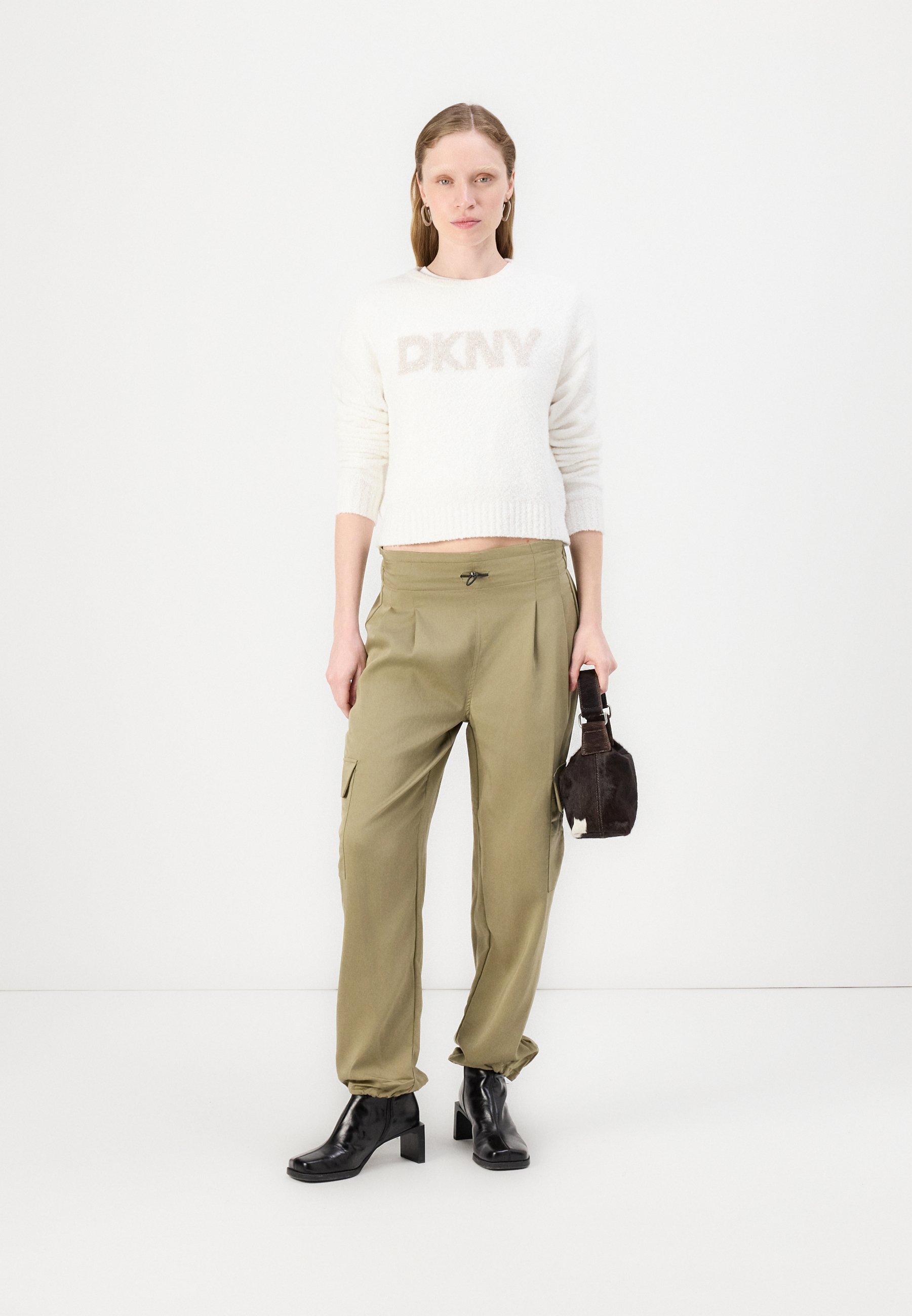 DKNY TINSEL LOGO CREW NECK SWEATER - Jumper - ivory/gold/off-white