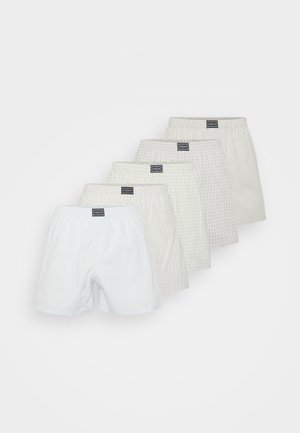 Kuusi vaatekappaletta vaaleissa väreissä, joissa on erilaisia kuvioita, kuten raitoja ja ruutuja. Elastinen vyötärönauha, pehmeä puuvillakangas.