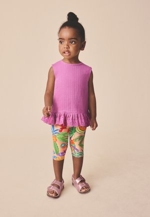 Next, REGULAR FIT - CROP LEGGINGS  . - Legging (type pantalon) - pink fruit print