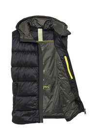 Schwarze Pufferweste mit hohem Kragen, einem glatten Außenmaterial, gestepptem Design und einem kontrastierenden grünen Innenetikett sowie Reißverschlussakzenten.