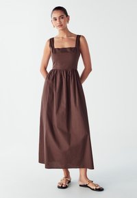 WILLA SAZ - Vestito casual - chocolate