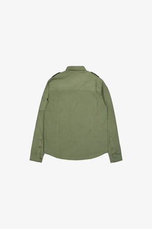 Olivgrünes Langarmhemd mit Kragen, Knopfdetails und Schulterklappen; der Stoff wirkt leicht und hat eine glatte Textur.