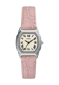 Silverfärgad oktagonal klocka med en krämfärgad urtavla, svarta romerska siffror och rosa läderrem med krokodilprägling. Har en texturerad bezel.