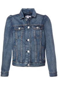 Denimjacka med ljusblå tvätt, knappframsida, två bröstfickor och subtilt puffade axlar. Mellanlånga ärmar med standardmanschetter.