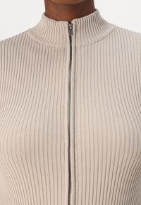 Good American VIRGO  - Μπλούζα με μακριά μανίκια - beige