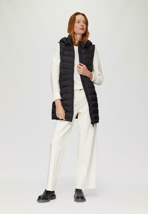 s.Oliver LEICHTE STEPP MIT LOGO-KAPUZE - Bodywarmer - schwarz