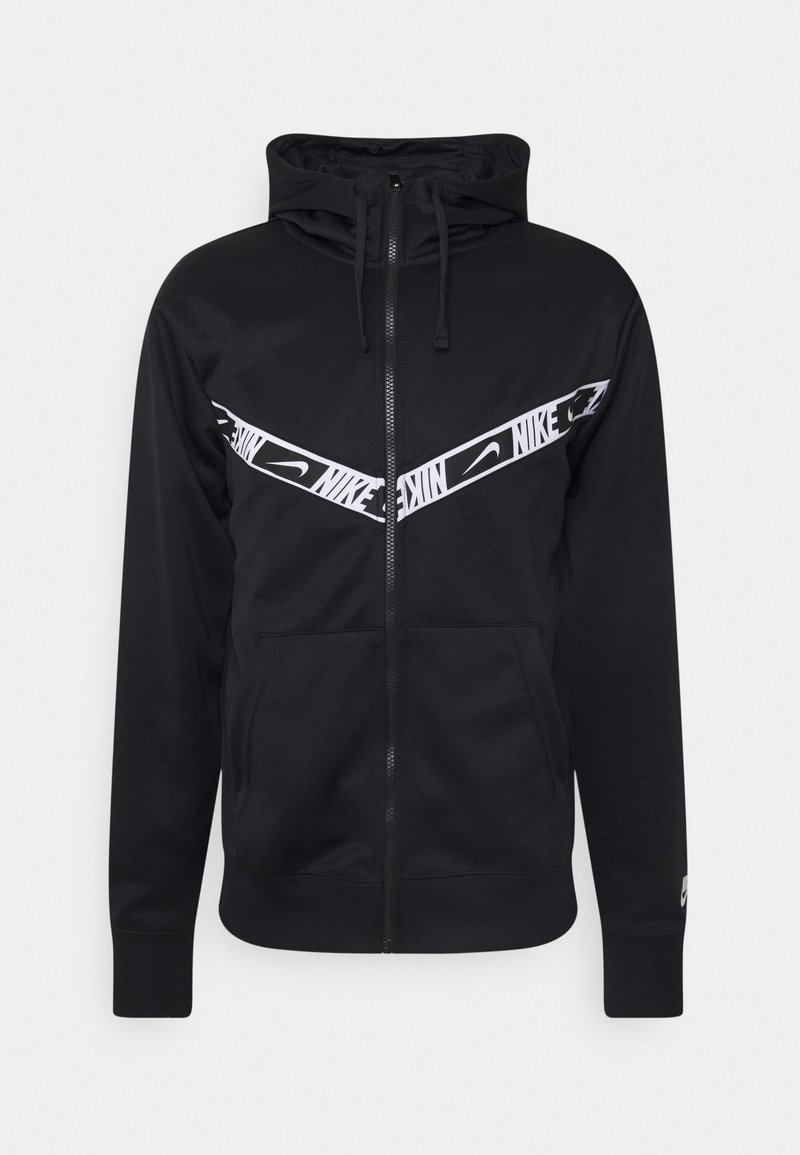 Svart zip-up hoodie med en texturerad yta, med ett diagonalt vitt Nike-logoband över bröstet och två framfickor.