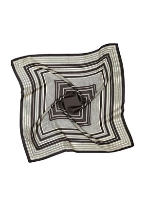 Foulard carré noir et blanc avec des rayures rectangulaires concentriques, légèrement froissé et posé à plat sur un fond blanc.