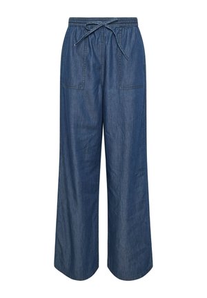 Pantalon en denim bleu à jambes larges avec taille élastique et cordon de serrage à l'avant, doté de grandes poches plaquées avant et de coutures apparentes.