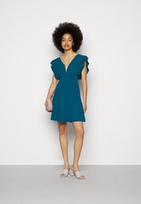 WAL G. PLUNGE NECKLICE WITH FLUTTER SLEEVES DRESS - Vestido de dia - dark teal blue