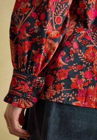 Tom Joule REGULAR FIT - AURETTA FRILL NECK  - Button-down blouse - navy