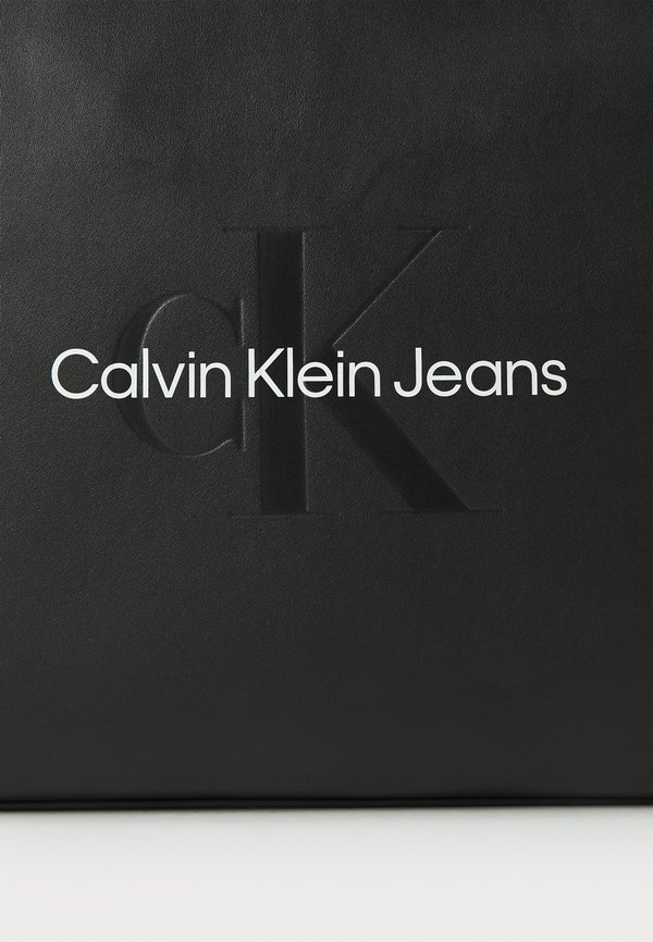 SCULPTED SLIM TOTE - Tote bag2