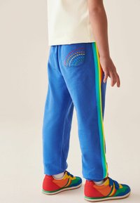 Little Bird BY JOOLS OLIVER RAINBOW AND JOGGER SET - REGULAR FIT - Verryttelyhousut - blue