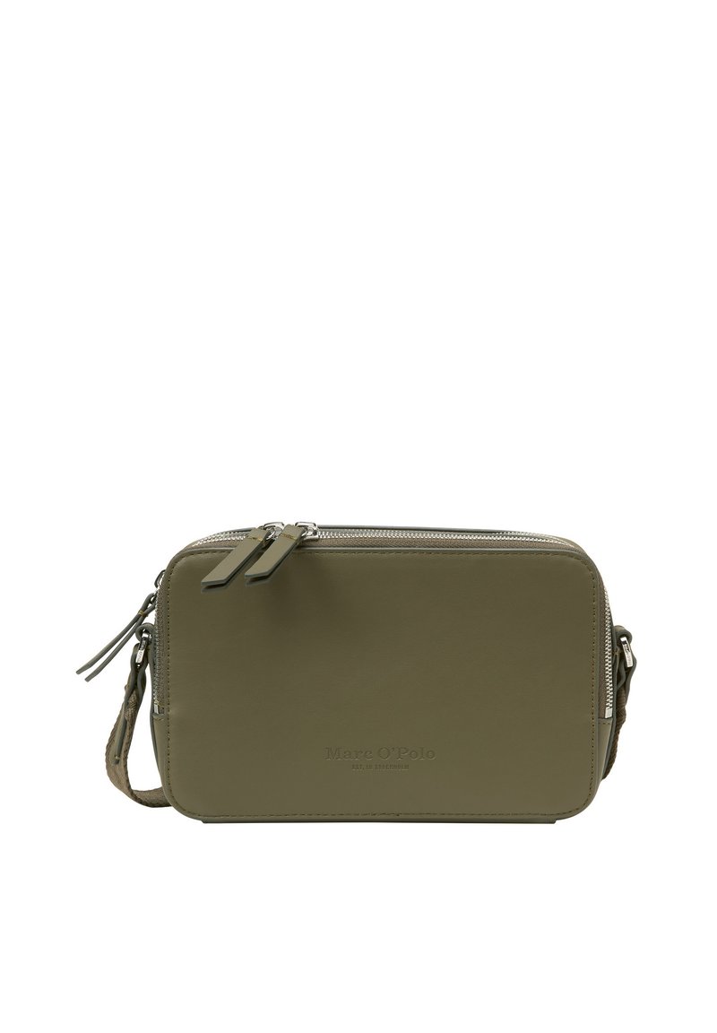Borsa a tracolla in pelle verde oliva con cerniere argentate, forma rettangolare, tracolla regolabile e dettaglio del logo impresso sul davanti.