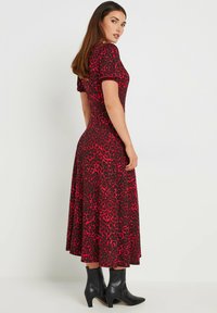 Long Tall Sally LEOPARD - Freizeitkleid - red