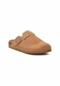 XTI Zuecos - camel