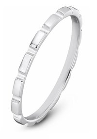 Bracciale a fascetta in argento sterling con una serie di forme rettangolari alternate lisce e testurizzate, con una finitura lucida.