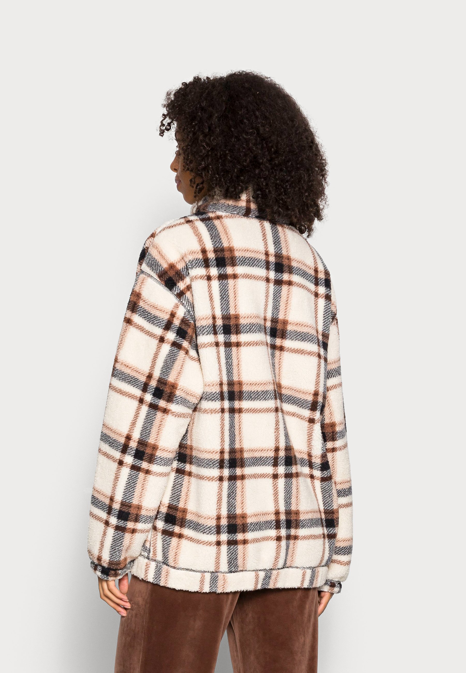 XM21-REVERSIBLE SHERPA FZ PLAID 1CC 