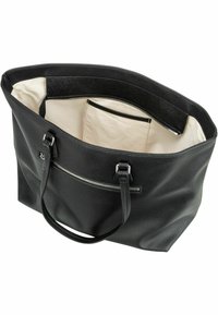 Sac fourre-tout en cuir noir avec un extérieur texturé, un intérieur beige spacieux, une poche zippée et deux anses. Comprend une fermeture éclair sur le côté.