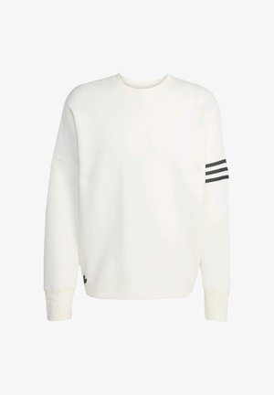 Vit sweatshirt med rund halsringning, neddragna axlar och tre svarta ränder på vänster ärm. Mjuk textur, muddade fållar och logotypdetalj.