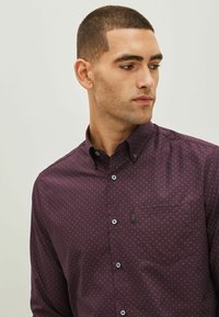 Next EASY OXFORD - Overhemd - burgundy red