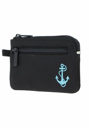 Petite pochette noire zippée avec une petite poche avant et un motif ancre bleu clair dans le coin inférieur droit.