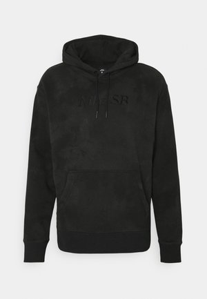 Sweat à capuche noir Nike SB avec poche kangourou à l'avant, capuche à cordon, poignets côtelés et logo embossé discret sur la poitrine.