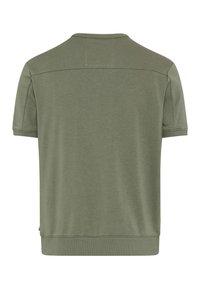 Vue arrière d'un t-shirt uni vert olive à manches courtes avec ourlet côtelé et col simple, montrant une couture à l'empiècement au niveau des épaules.