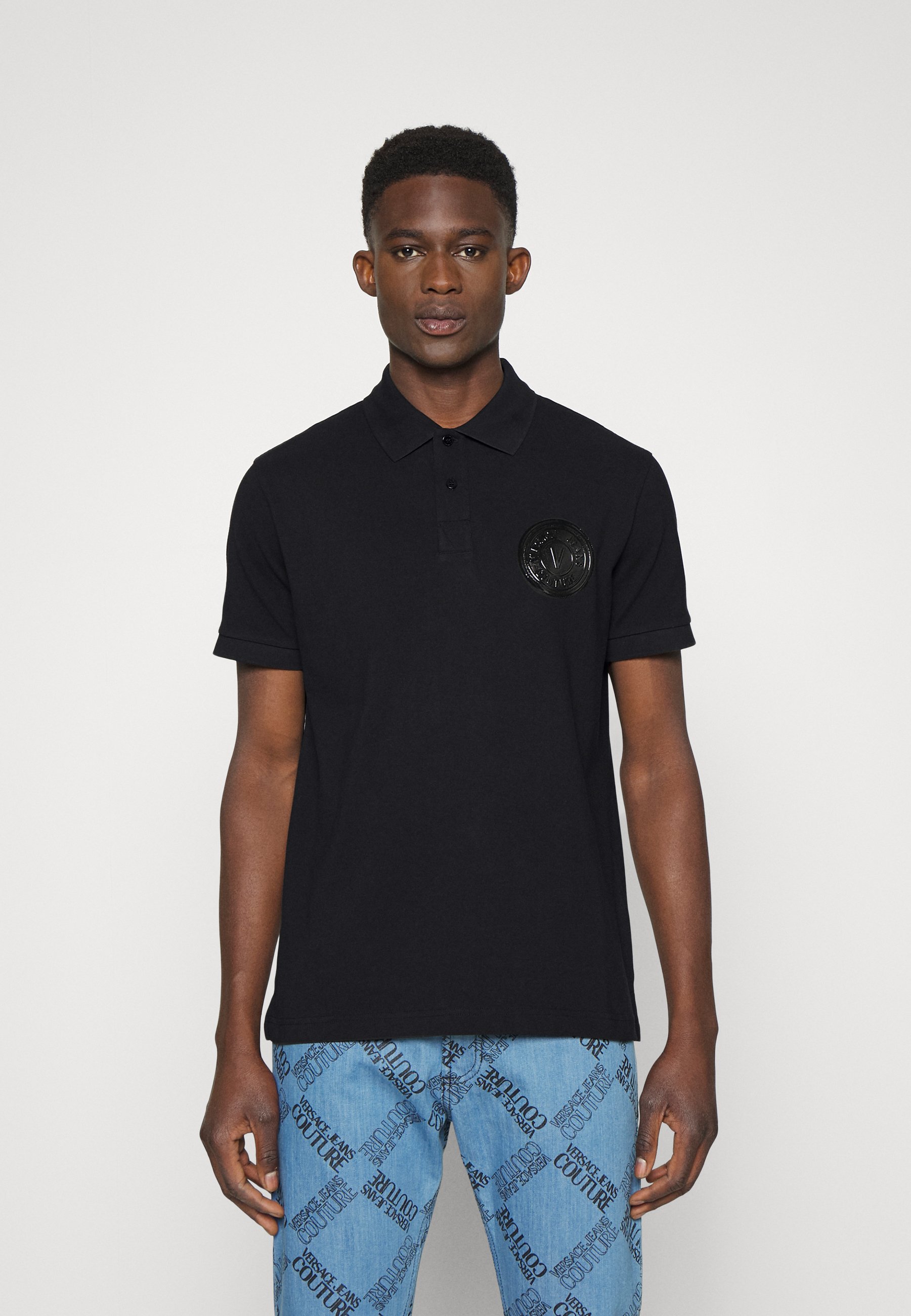 Versace Jeans Couture VEMBLEM - Polo shirt - black - Zalando.ie