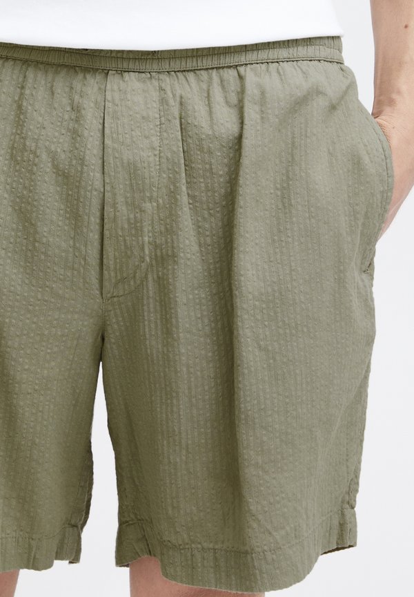 SDFREVNE REGULAR FIT - Shorts - vetiver4