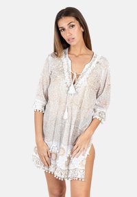 Isla Bonita By SIGRIS Robe de jour white/blanc