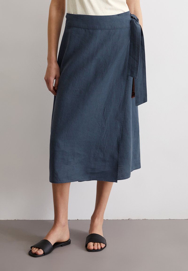 Marc O'Polo - WRAP STYLE MIDI LENGTH - Wrap skirt - muted blue, Enlarge