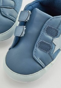 Next PRAM EASY FASTENING STANDARD - Lær-at-gå-sko - blue star